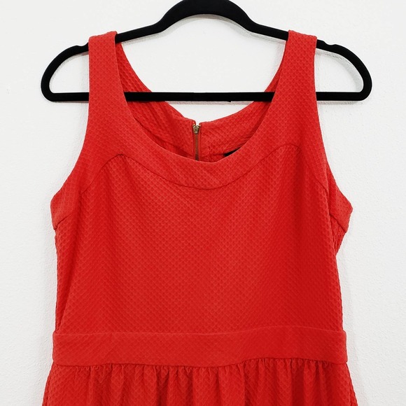 Ronni Nicole Textured Print Dress size 12 - Picture 3 of 8